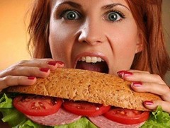 Уурлаж, бухимдсан үедээ хооллох хэрэггүй 