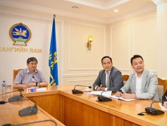 Азийн Дэд бүтцийн хөрөнгө оруулалтын банкны цахим уулзалтад сайд Ч.Хүрэлбаатар оролцлоо