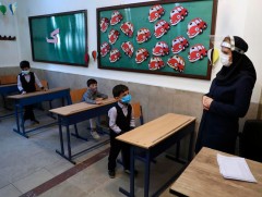 Иран улсад хичээлийн шинэ жил эхэллээ