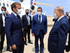 Францын ерөнхийлөгч Ливанд айлчилж байна 