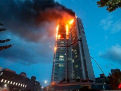 Улсан хотын орон сууц худалдааны барилгад гал гарчээ 