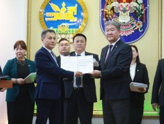 Нийслэлийн ИТХ-д шинээр сонгогдсон Төлөөлөгчдөд тогтоол гардуулав