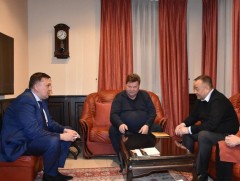 Элчин сайд Д.Даваа Екатеринбург хотноо ажиллаж байна