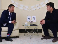 Хилийн чанад дахь Монголчуудын зөвлөлийг хүлээн авч уулзлаа