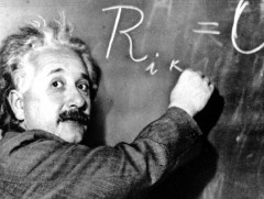 Альберт Эйнштейн төрсөн өдрөө тэмдэглэдэггүй байсан