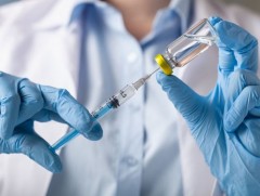 АНУ ирэх оны 2 сарын эцэс гэхэд хүн амынхаа 40 хувийг вакцинжуулалтад хамруулна