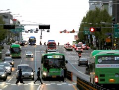 БНСУ-ын эдийн засаг 1998 оноос хойш анх удаа буурлаа 