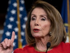 АНУ-ын Ардчилсан болон Бүгд найрамдах намынхан Ерөнхийлөгч Дональд Трампыг огцруулахыг шаардав