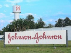 “Жонсон Энд Жонсон” вакцинаа бүртгэлжүүлэхээр АНУ-ын эрүүл мэндийн захиргаанд ханджээ 