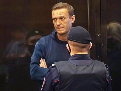 Алексей Навальныйг шүүх хурал ирэх бямба гарагт үргэлжилнэ 