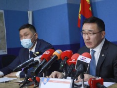 Ажлын үнэмлэх, байгууллагын тодорхойлолтыг үндэслэн, автомашины дугаарын тэгш, сондгойгоор хөдөлгө..