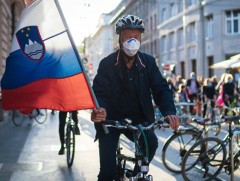 Словенийн эрүүл мэндийн яамнаас тус улсад  цар тахал дууссаныг зарлалаа