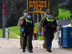 Сидней хязгаарлалтаа чангатгаж, цагдаагийн нэмэлт хүч дайчилж байна 