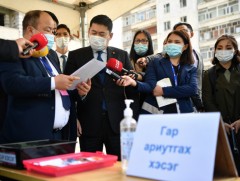Л.Оюун-Эрдэнэ: Хичээл, сургалтыг тасалдуулахгүй байх том сорилт төр засаг, эцэг, эхчүүд бидэнд ирл..