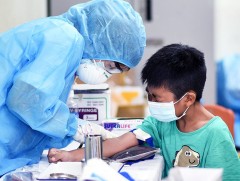 Камбож улсад 12 -17 насныхныг вакцинжуулалтад хамруулж эхэллээ