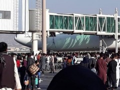 Афганаас иргэдээ нүүлгэн шилжүүлэх олон улсын ажиллагаа хүнд нөхцөлд болж байна 