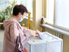 Төрийн Думын сонгуулийн санал хураалт эхэллээ