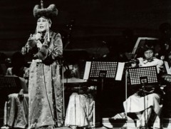 Хөдөлмөрийн баатар, уртын дуучин Н.Норовбанзадын 90 жилийн ой өнөөдөр тохиож байна