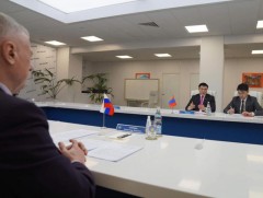 Шадар сайд С.Амарсайхан ОХУ-ын Онцгой байдлын сайдын үүргийг түр орлон гүйцэтгэгч А.П.Чуприянтай у..