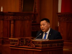 Монгол Улсын Их Хурлын тухай хуульд нэмэлт оруулах тухай хуулийн төслийг анхны хэлэлцүүлэгт шилжүү..