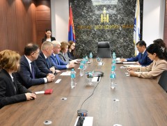 ОХУ-ын Красноярскийн хязгаарын эрүүлийг хамгаалах салбарын төлөөлөгчдийг хүлээн авч уулзлаа