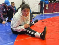 Монголын дөрвөн бөх хүрэл медалийн төлөө барилдана