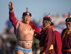 О.Хангай наадмын түрүү булаалдахаар шалгарч үлдлээ