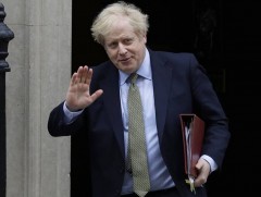 Борис Жонсон эрх баригч намын даргын албан тушаалаас огцорч байгаагаа зарлалаа