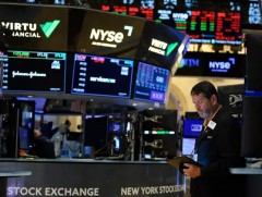 Хятадын төрийн өмчит 5 компани Нью-Йоркийн хөрөнгийн биржийг орхихоо мэдэгджээ 