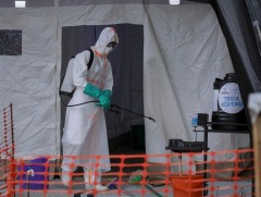 ДЭМБ Уганда дахь эбола вирусний тархалт зогссоныг зарлав 