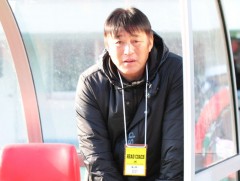 Монголын хөлбөмбөгийн холбоо Япон дасгалжуулагчтай гэрээгээ сунгажээ