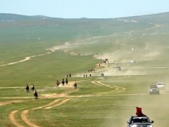 Хурдан азарга гарааны зурхайгаас эргэлээ