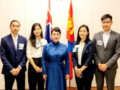 Австрали улсад сурч буй монгол оюутнуудын төлөөлөлтэй уулзжээ 