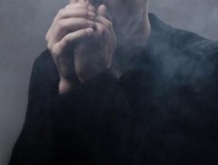 Угаарын хийн хордлогын шинж тэмдэг илэрвэл эмчид яаралтай хандаарай