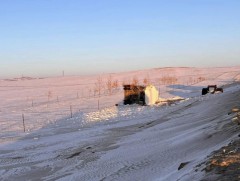 Шатахуун тээвэрлэж явсан тээврийн хэрэгсэл онхолдож, 15 тонн орчим түлш асгарчээ 