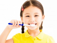 ЭМЯ: Сурагчдын амралтын үед хүүхэд, багачуудын шүд угаах дадлыг сайжруулъя