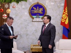 УИХ-ын гишүүн Ш.Адьшаа хоёр хуулийн төсөл өргөн мэдүүлжээ 