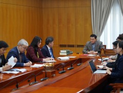 Малчдын зээлийн эргэн төлөлтийг зургаадугаар сар хүртэл хойшлуулахаар зөвшилцөлд хүрлээ 