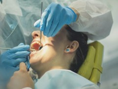 Ихэнх сумын эмнэлэг шүдний эмчгүй байна 