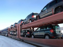 Суудлын автомашины импорт өсжээ 