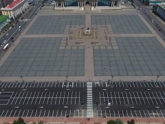 Сүхбаатарын талбайн баруун, зүүн талын замын хөдөлгөөнийг түр хаана