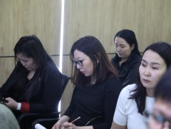 Их, дээд сургууль болон МСҮТ төгсөгчдийн 30 орчим хувь нь мэргэжлээрээ ажиллахгүй байна