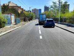 Нарны гүүрний туслах замаас вокзалын хойд талын автобусны буудал хүртэлх авто замын зорчих хэсгийн..