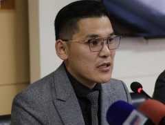 Э.Цэнд-Аюуш: 