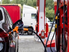 ОХУ бензиний экспортын хоригоо он дуустал сунгаж, дизель түлшинд хязгаарлалт тогтоожээ 