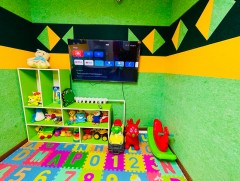 Эргэлтээр ирсэн хүүхдүүд тухтай өрөөнд уулзана