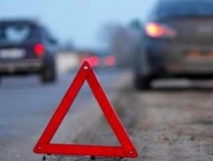 СЭРЭМЖЛҮҮЛЭГ: Суудлын автомашин мотоцикльтэй мөргөлдөж нэг хүн гэмтжээ