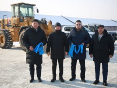 Увс аймагт туулах чадвар сайтай автомашин, ковш өглөө