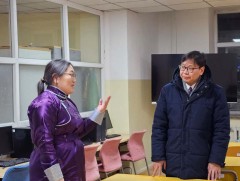 Боловсролын сайд П.Наранбаяр Хөвсгөл аймгийн “Насан туршийн суралцахуйн төв”- ийн үйл ажиллагаатай..