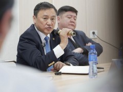 Эрүүл мэндийн сайд Ж.Чинбүрэн Багануур дүүргийн Эрүүл мэндийн төвд ажиллалаа